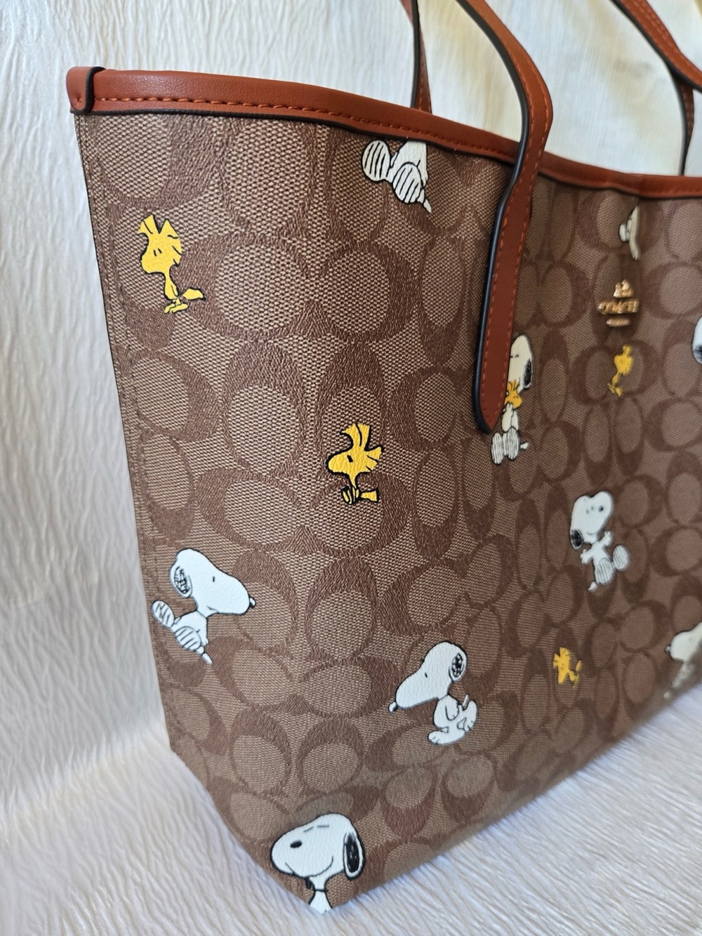 Coach City Tote Bag Signature Canvas Snoopy - Picture 4 of 9